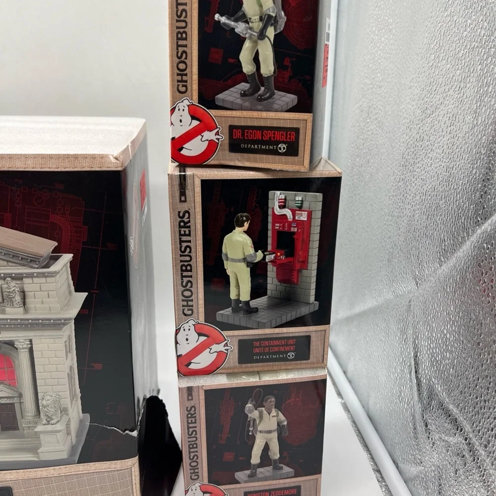 Ghostbusters Department 56 Library,Slimer ,Dr Egon Dana,Winston, Containment Lot